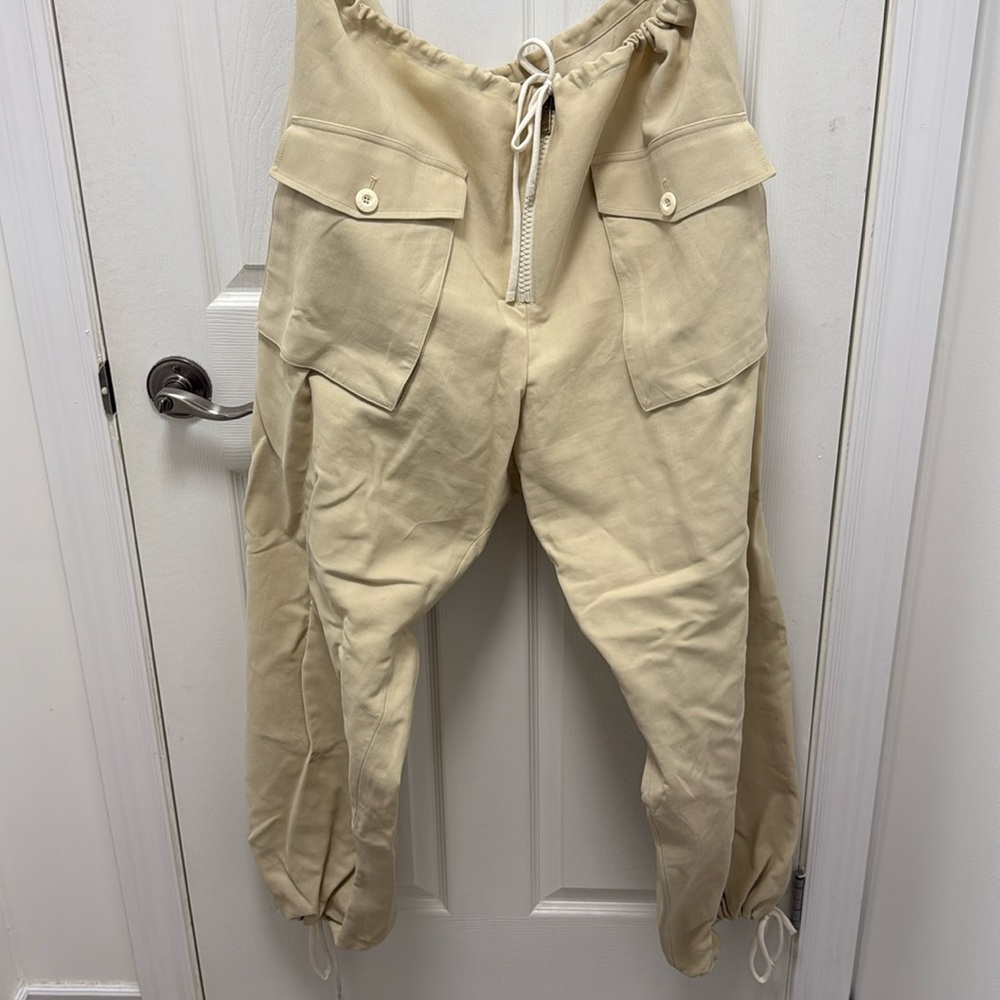 Gucci linen pants are super comfy!